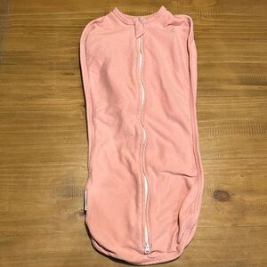 Comfy Cubs Easy Zipper Swaddle Pink
